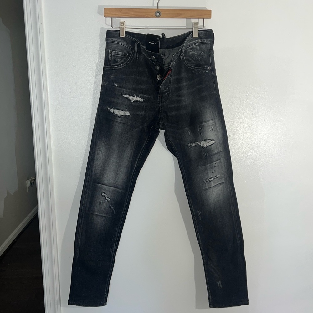 Dsquared2 Distressed Jeans waist 42 NEW